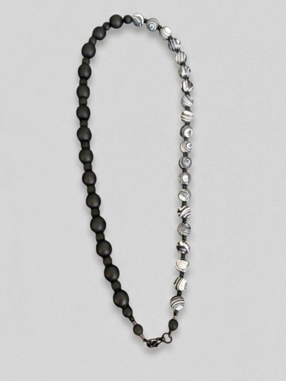 Black Malachite and Agate Necklace - Picture 5 of 5
